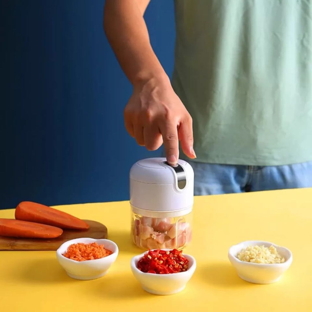 Mini Processador de Alimentos Moedor Elétrico Sem Fio 200ml Usb