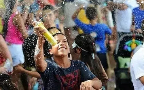 Espuma De Carnaval E Festas Axé Brasil