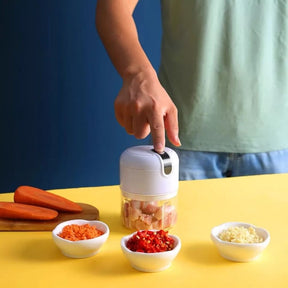 Mini Processador de Alimentos Moedor Elétrico Sem Fio 200ml Usb