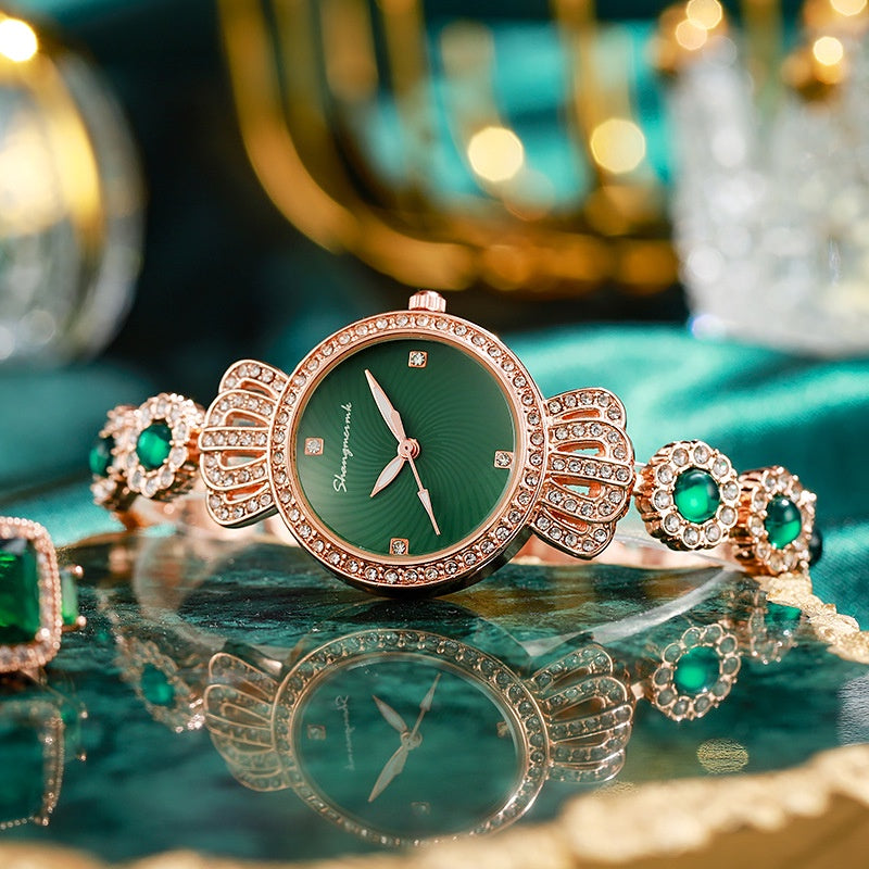 Relógio Feminino com Pedras Verdes - Luxo e Sofisticação